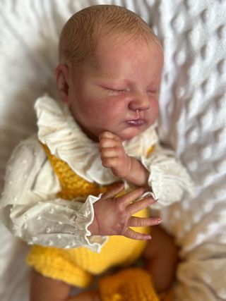 Bebé reborn hiperrealista Quinlyn