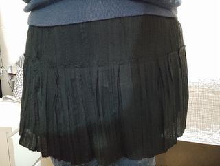 Falda negra ajustable