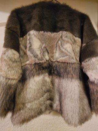 Chaqueta pelos zara