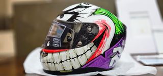 Casco Integral HJC RPHA 11 edición JOKER