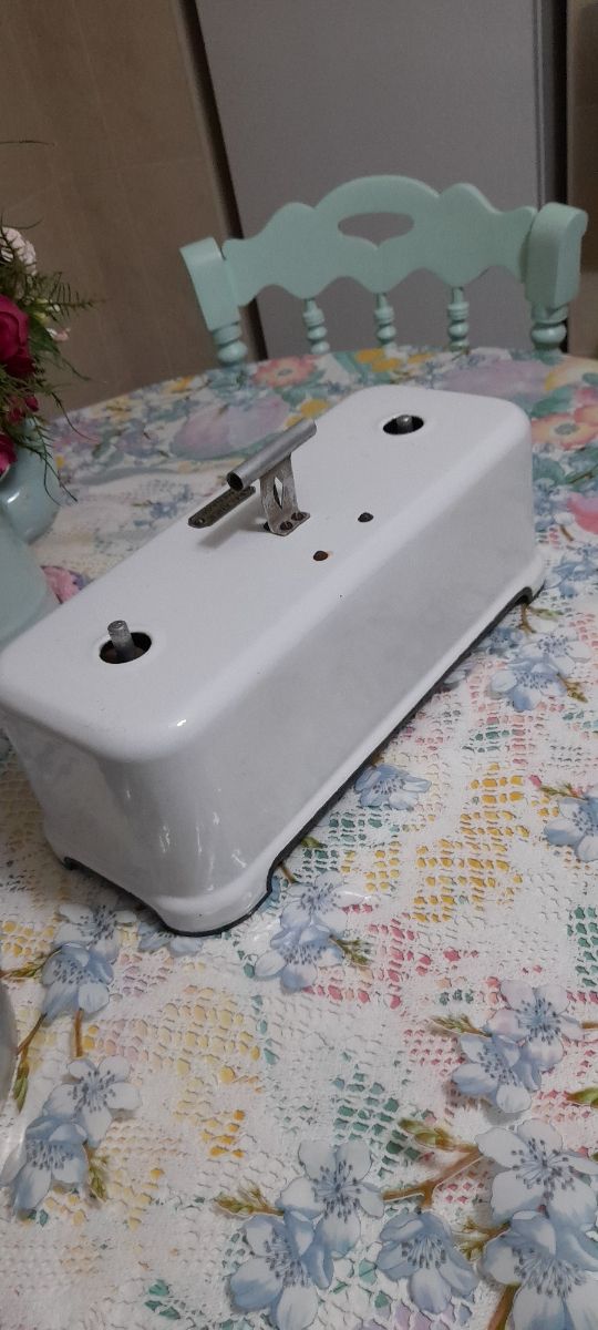 Antigua báscula de cocina francesa