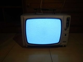 Televisión Philips E 12 T 710/00. Vintage