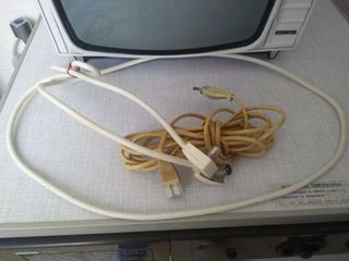 Televisión Philips E 12 T 710/00. Vintage