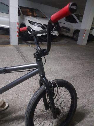 Bicicleta BMX
