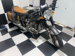 BMW r90s