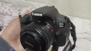 Cámara de fotos y vídeo FHD Canon 700D con 2 obje