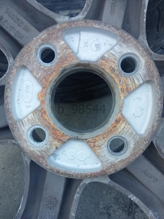 b_98544 Llanta 15 pulgadas Nissan Primera (P11) (1