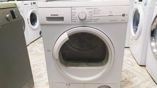 Secadora marca Siemens  de condensación de 8 kg
