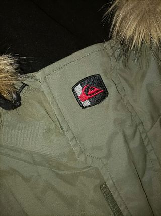 Abrigo Quiksilver, L. POR ENVÍO