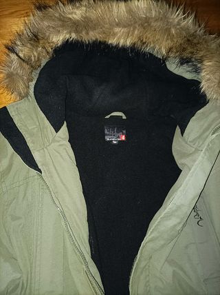 Abrigo Quiksilver, L. POR ENVÍO