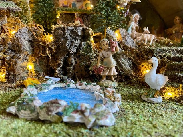 presepe presepio artigianale con luci e personaggi