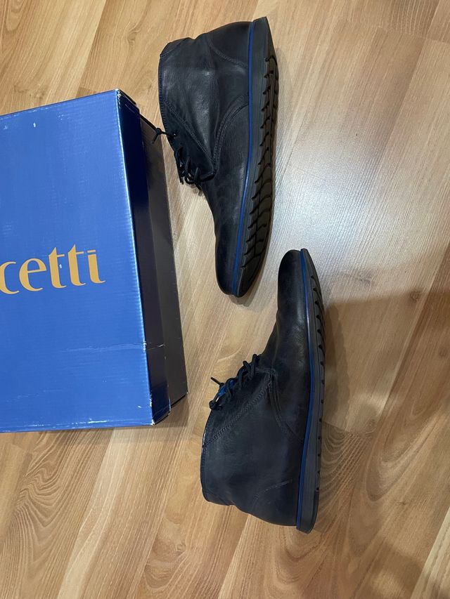 Zapato de media caña de piel cetti numero 42