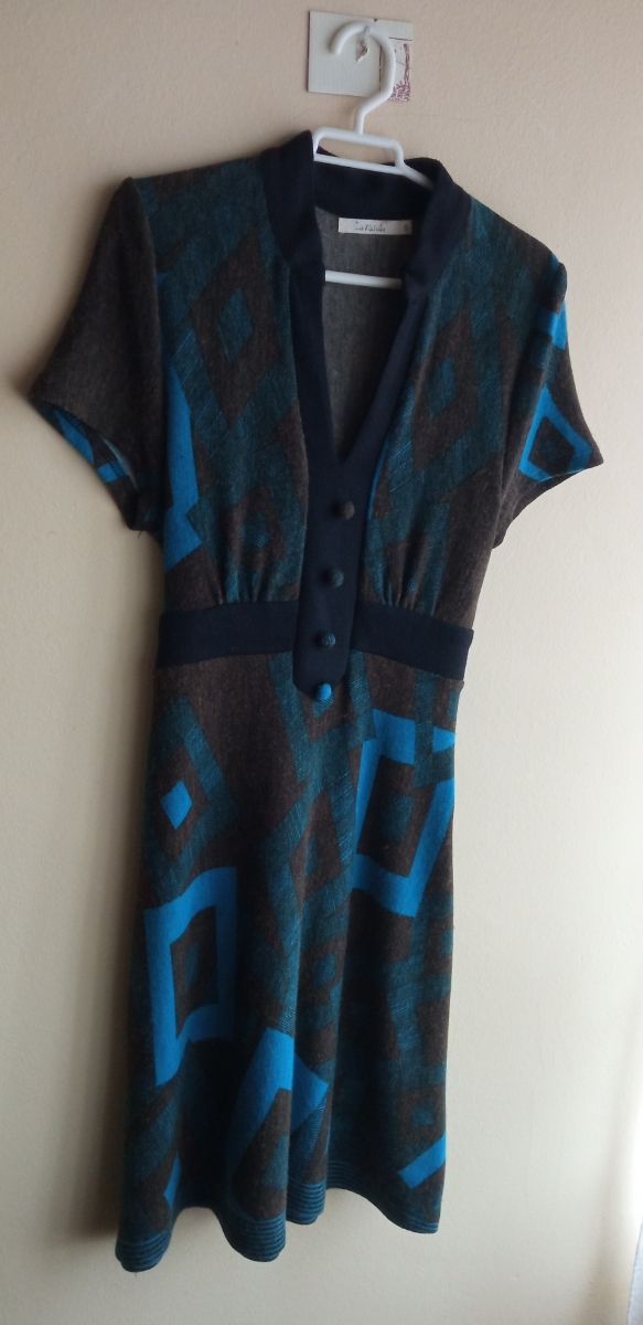 Vestido. Muy adecuado para otoño e invierno