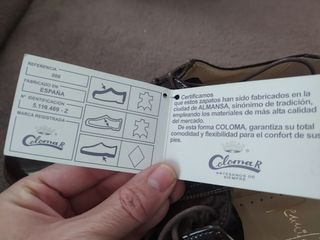 Zapato artesano marrón