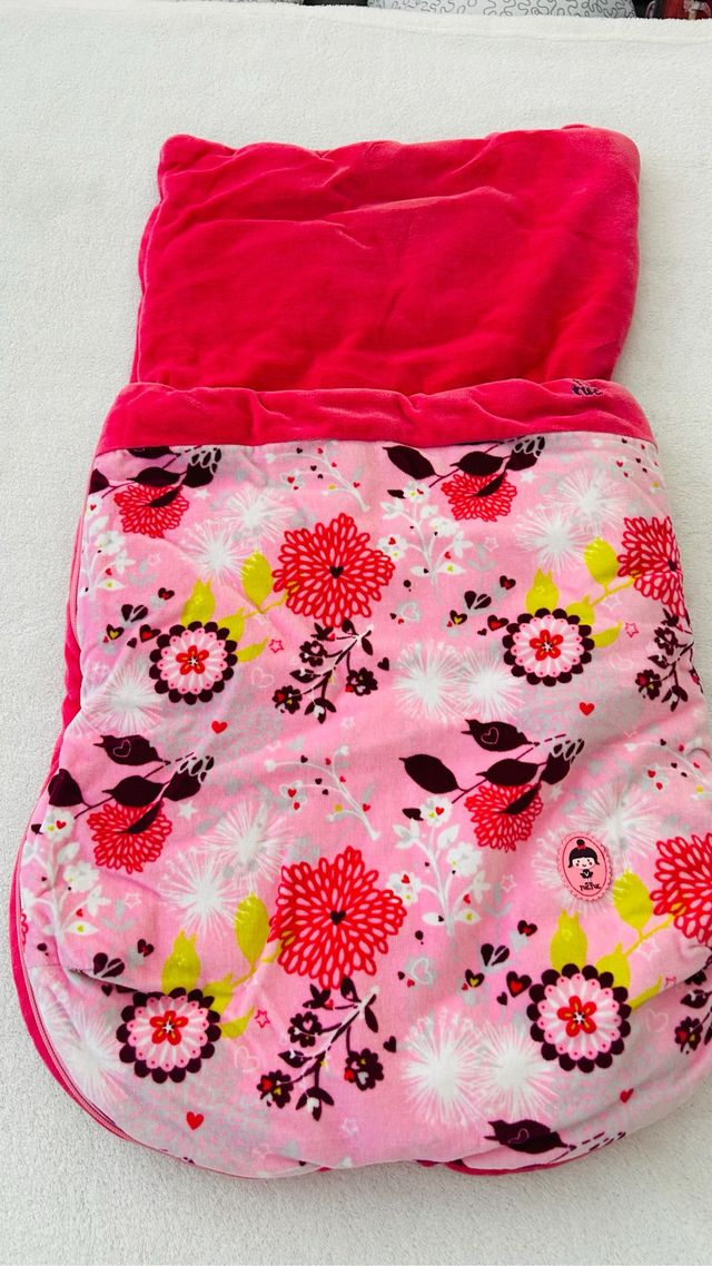 Saco fucsia/flores Tuc Tuc bebe para capazo