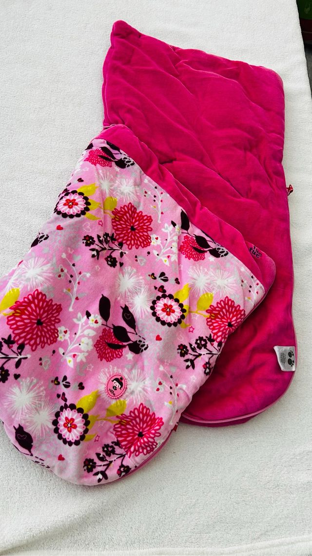 Saco fucsia/flores Tuc Tuc bebe para capazo