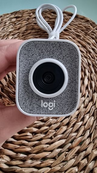 Cámara logitech STREAMCAM