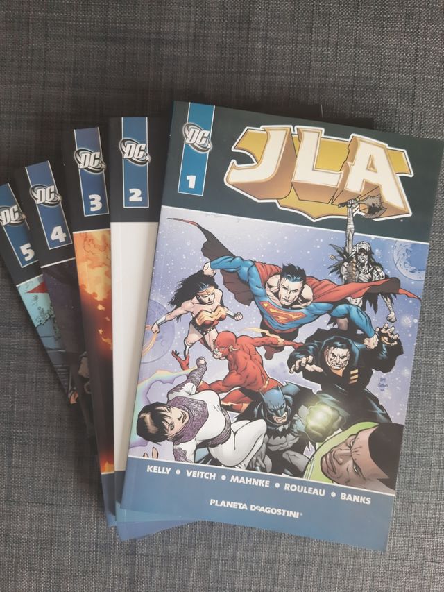 JLA tomos 1 al 5 Planeta Liga Justicia