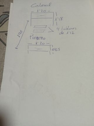 Cama antigua de madera