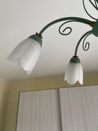 Lampadario in ferro battuto