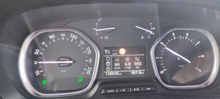 Peugeot Traveller 2019