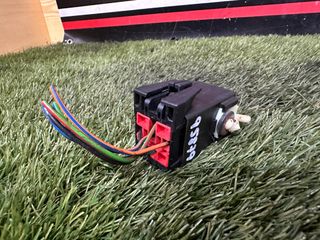 FARO-RESISTENCIA FORD TRANSIT 2004