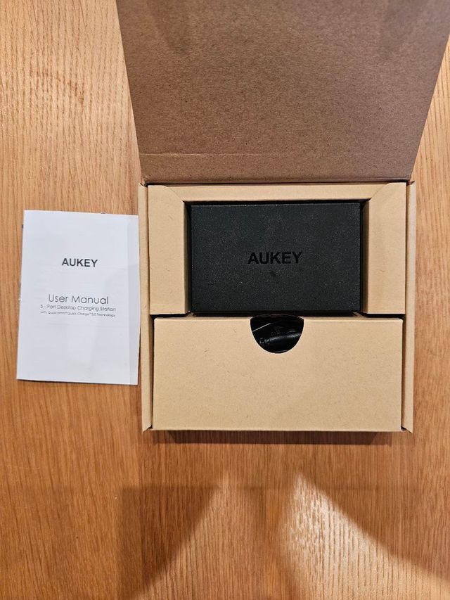 Cargador QC 3.0 Aukey 5 puertos