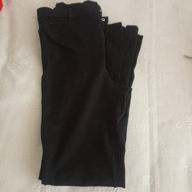 STRADIVARIUS: pantaloni neri