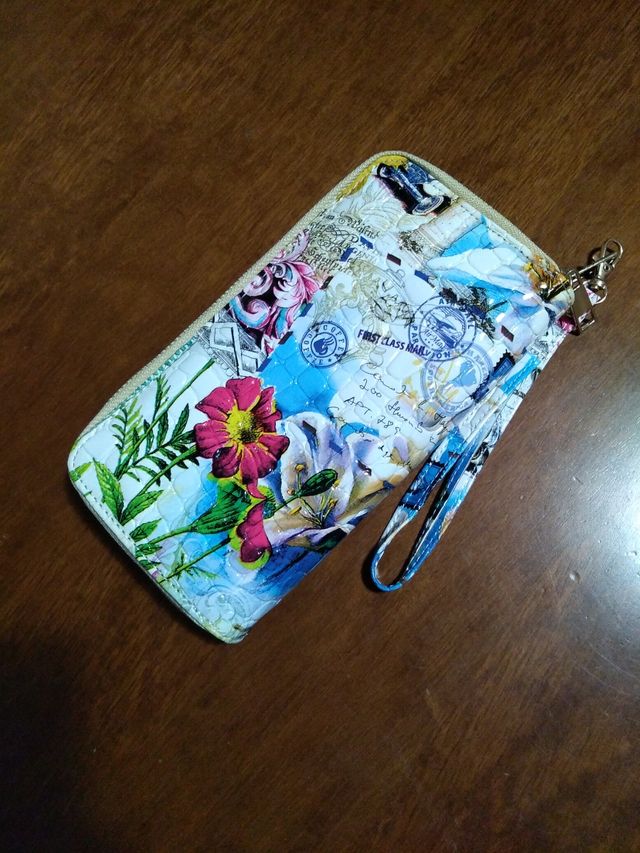 Portafoglio per banconote e monete