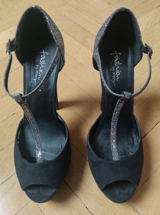 Zapato fashion de mujer 