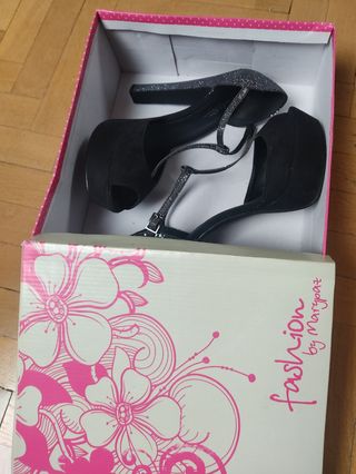 Zapato fashion de mujer 