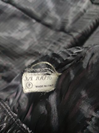 Cazadora negra de piel