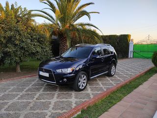 Mitsubishi Outlander 2011