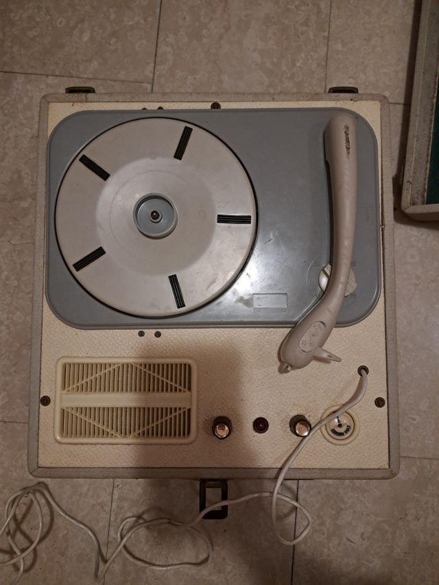 Giradischi Valigia Vintage