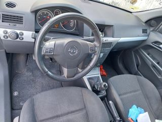 Opel Astra 2005