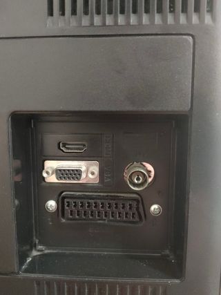 Televisor OKi 16 pulgadas