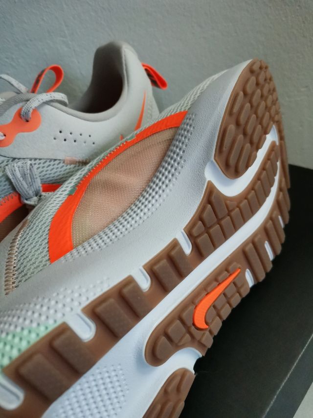 Bambas NIKE REACT talla 42.5 27cm sin estrenar