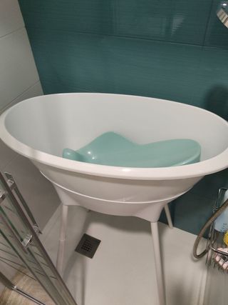 Bañera bebé con asiento y desagüe. LUMA