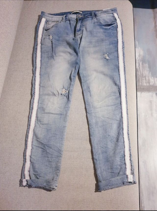 Vaqueros Place du Jour