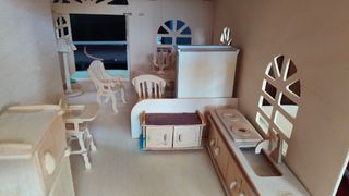 CASA JUGUETE MADERA CON MUEBLES