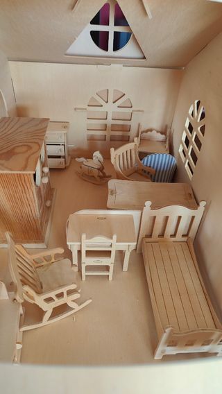 CASA JUGUETE MADERA CON MUEBLES