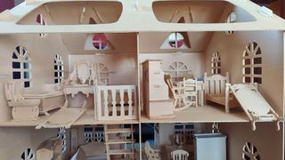 CASA JUGUETE MADERA CON MUEBLES