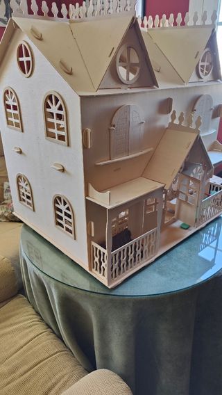 CASA JUGUETE MADERA CON MUEBLES