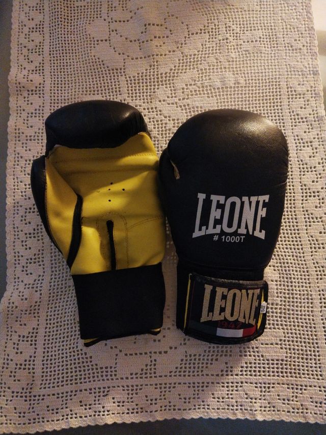 Guantoni Leone 1947 1000T bellissimi