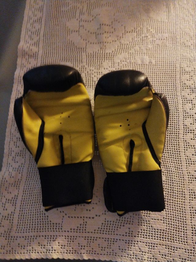 Guantoni Leone 1947 1000T bellissimi