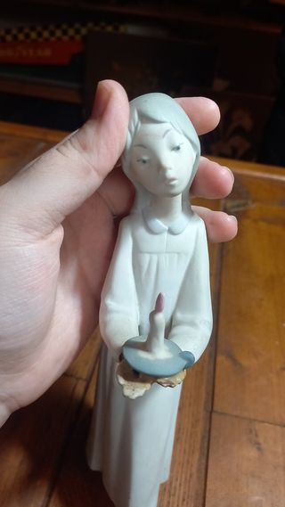 Figura porcelana NAO
