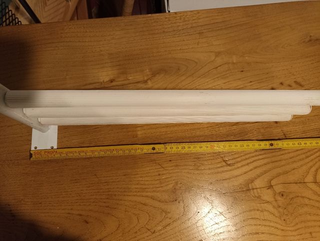 porta asciugamani salva spazio