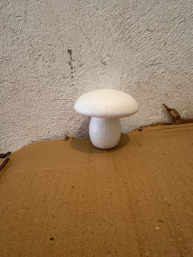 palline e cerchi di natale in polisirolo