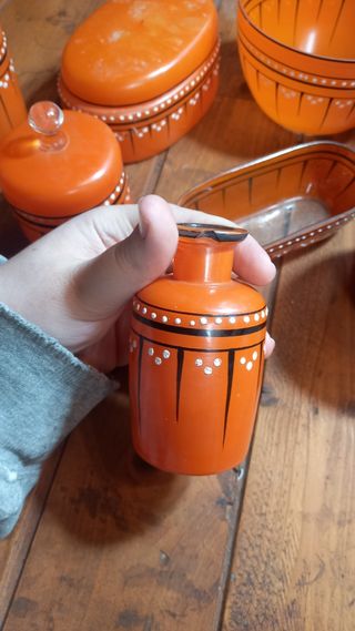 Cristalería de tocador antigua naranja