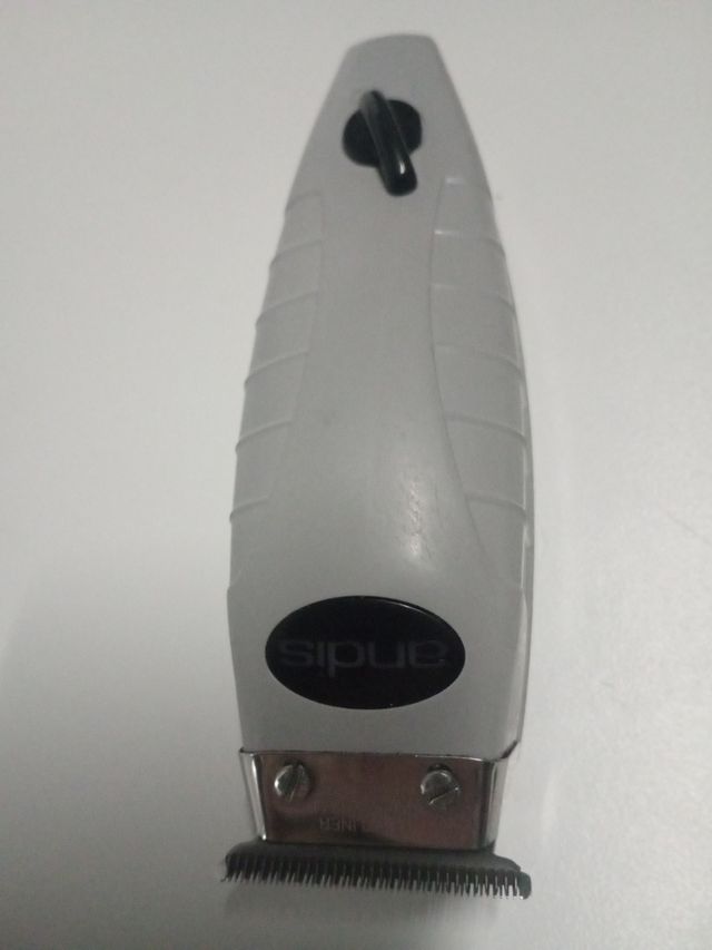 Maquina corte Andis Cordless T-Outline Pro